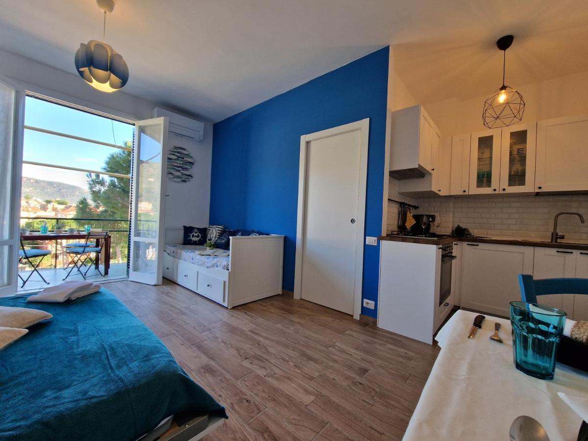 650 Metri Dal Mare - Wifi - Terrazzo - Piscina - A/C Leilighet Pietra Ligure Eksteriør bilde